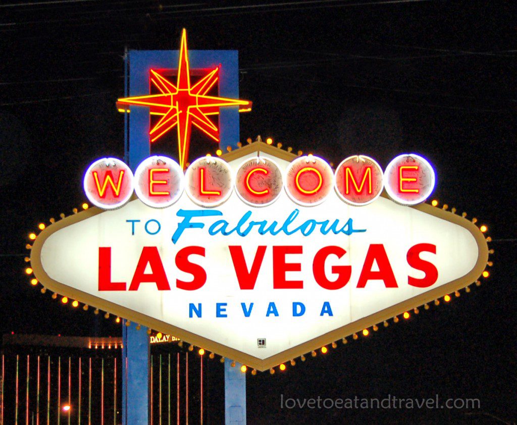 Las Vegas Sign at Night - Copyright 2013 lovetoeatandtravel.com