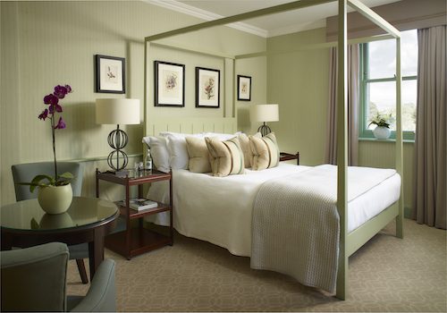 Photo of an elegant Deluxe Room © The Royal Crescent Hotel & Spa