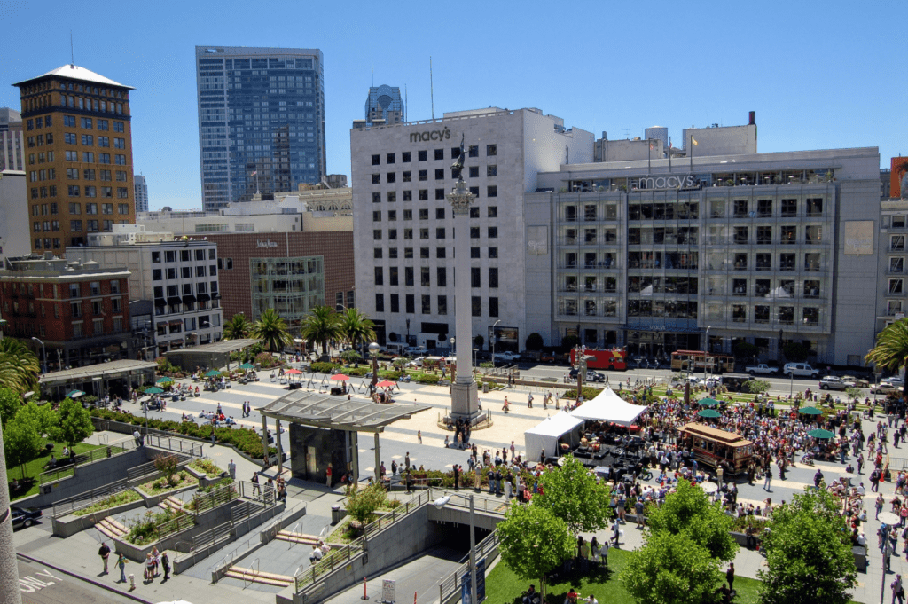 Union Square, San Francisco, CA - Photo by Barry Ross