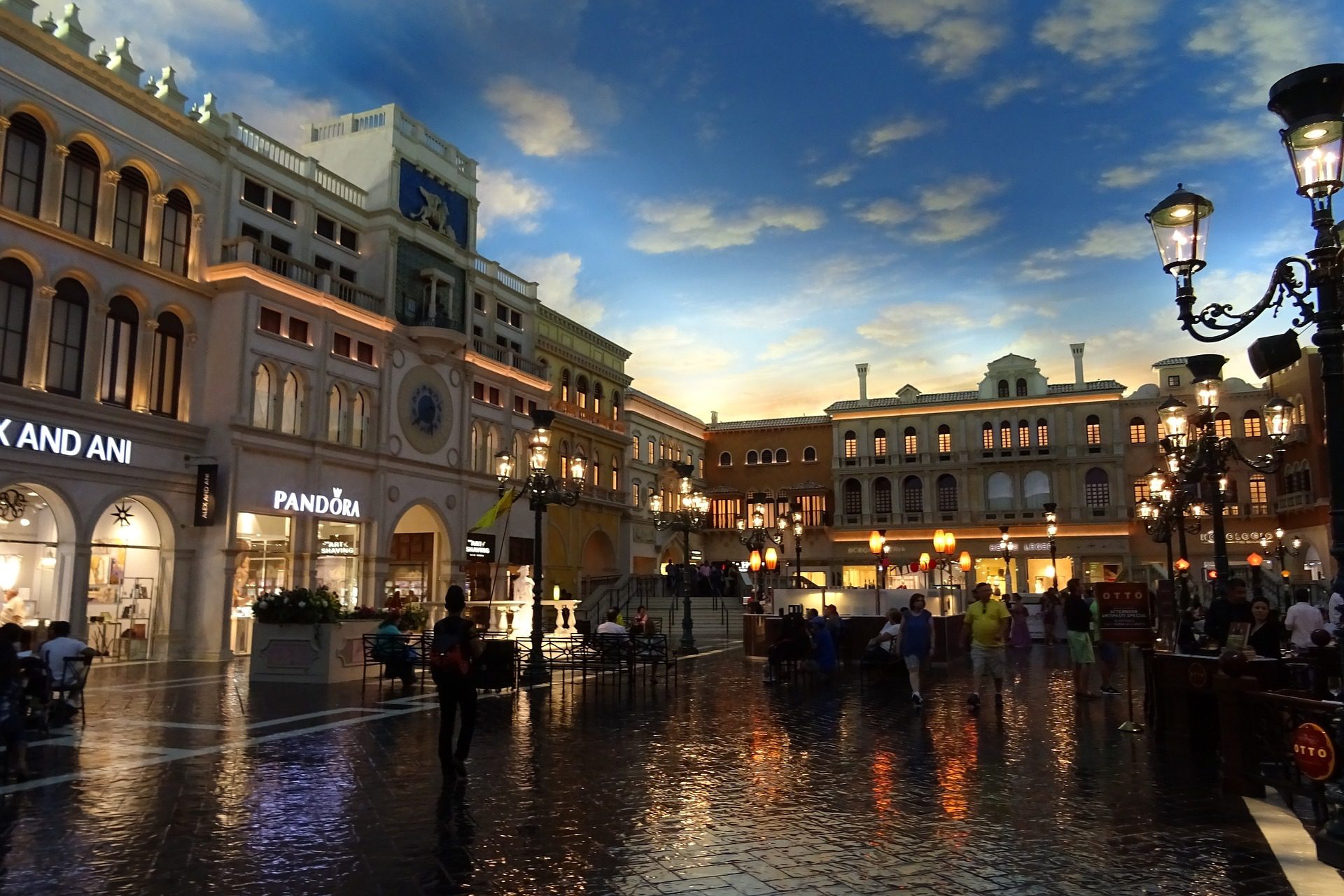 Grand Canal Shoppes and St. Mark's Square at The Venetian, Las Vegas