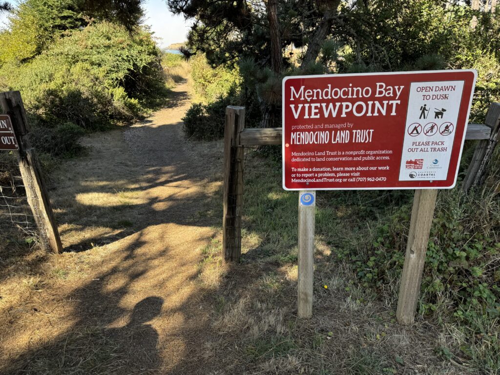 Mendocino Bay Viewpoint - © lovetoeatandtravel.com